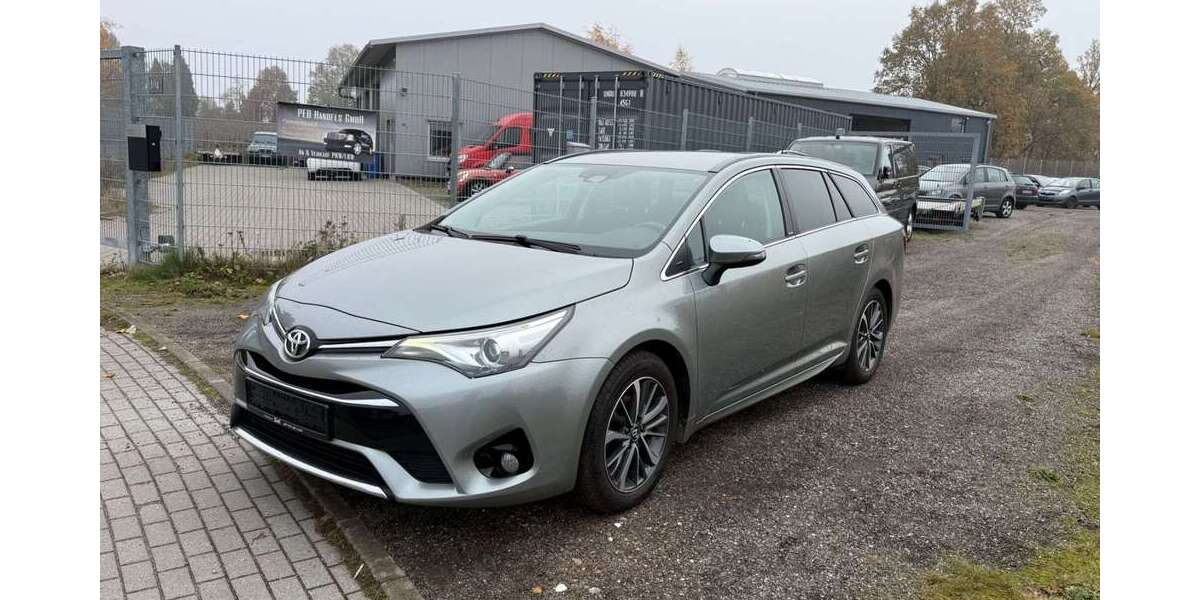 Toyota Avensis 288.455 km 9.400 &euro; Salzhausen 21376