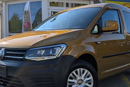 VW Caddy 85.721 km 17.450 &euro; Würzburg 97078