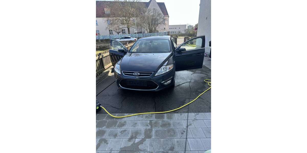 Ford Mondeo 207.953 km 5.500 &euro; Pfreimd 92536