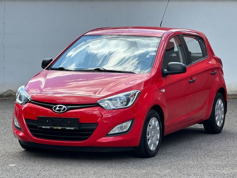 i20