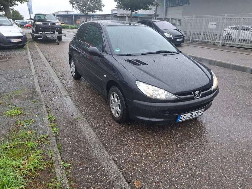 206