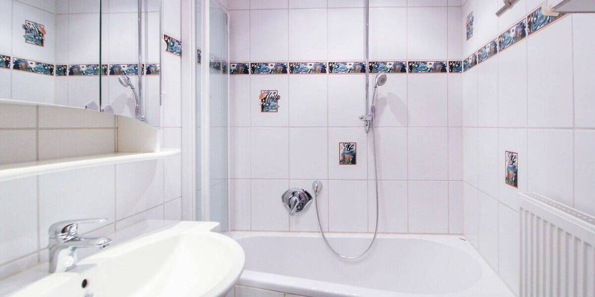 Reihenmittelhaus Stuttgart Steckfeld - 9 Zimmer, 208 m&sup2;, 765.000&euro; | Angebot:26319304