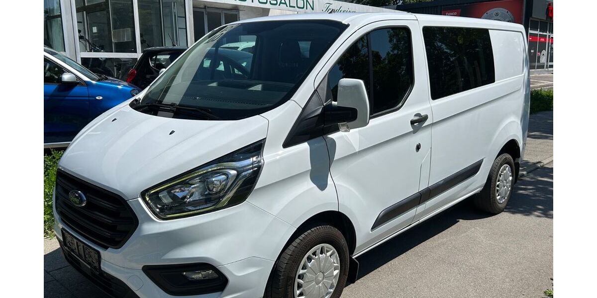 Ford Transit Custom 79.385 km 18.990 € München 81825