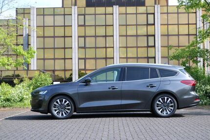 Ford Focus 48.900 km 20.550 &euro; Paderborn 33102