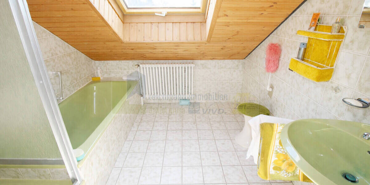 Einfamilienhaus Villingen-Schwenningen Schwenningen - 1 Zimmer, 258 m&sup2;, 460.000&euro; | Angebot:26275972