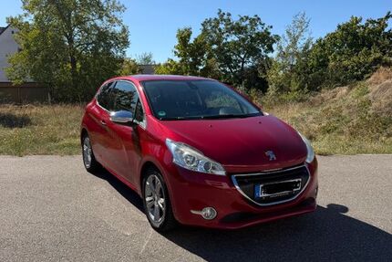 Peugeot 208 94.100 km 8.890 &euro; Altlußheim 68804