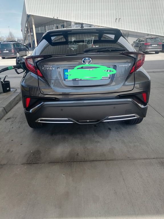 Toyota C-HR 75.000 km 21.500 € Allershausen 85391