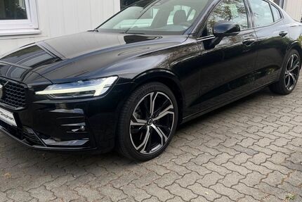 Volvo S60 10.500 km 39.890 € Goslar OT Vienenburg 38690