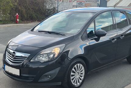 Opel Meriva 142.000 km 3.990 &euro; Postbauer-Heng 92353