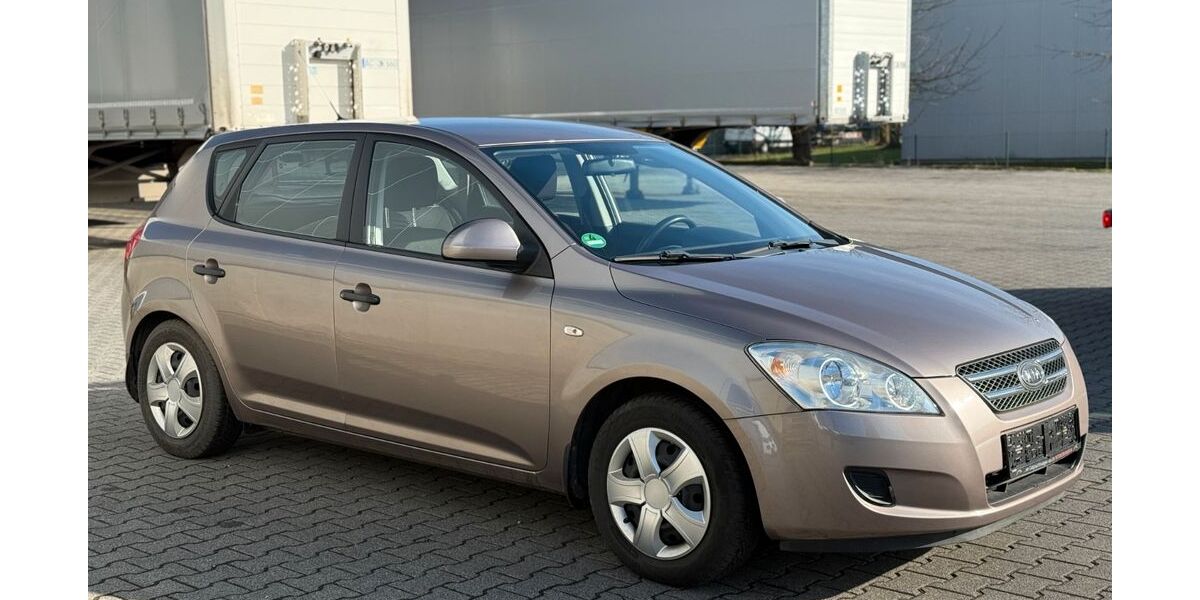 Kia ceed / Ceed 143.784 km 3.990 &euro; Alsdorf 52477