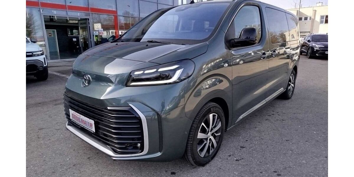 Toyota Proace (Verso) 1.600 km 41.980 &euro; Schwabmünchen 86830