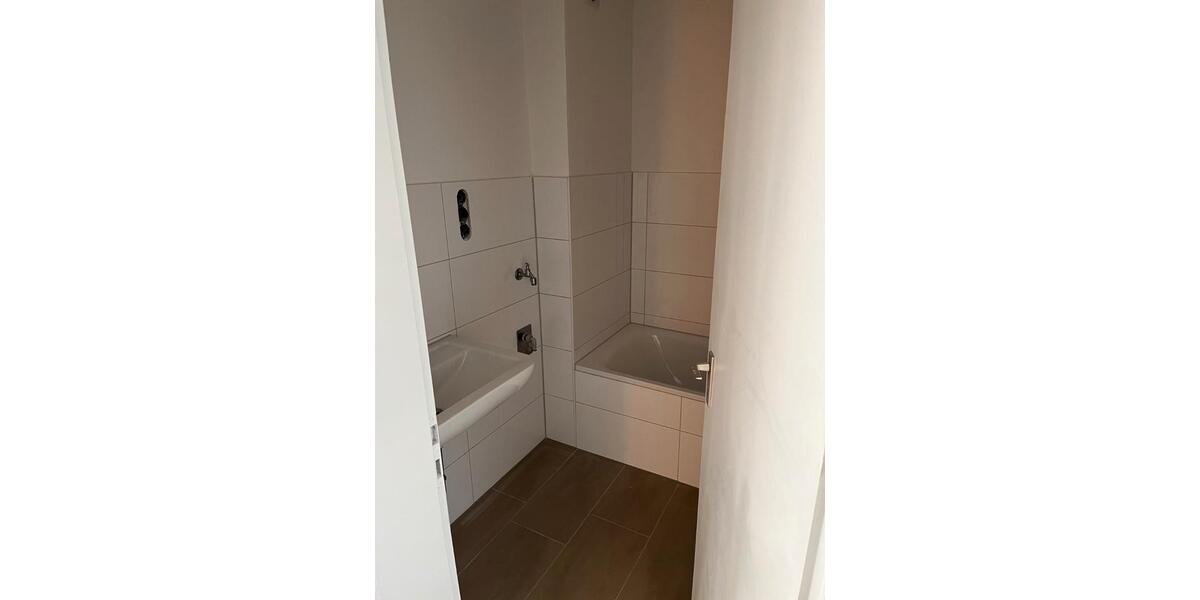Etagenwohnung Bochum Bochum-Mitte - 3 Zimmer, 75 m&sup2;, 600&euro; | Angebot:26660533