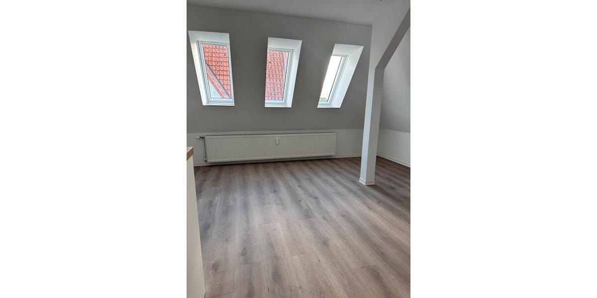 Dachgeschoßwohnung Glückstadt - 2 Zimmer, 33 m&sup2;, 430&euro; | Angebot:26234813