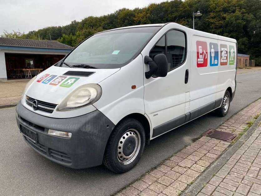Opel Vivaro 212.696 km 2.000 € Loxstedt 27612