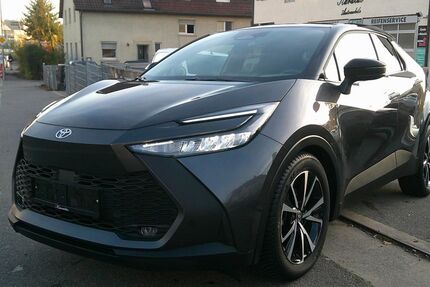 Toyota C-HR 12.000 km 27.640 € Sindelfingen 71065