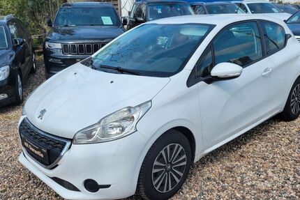 Peugeot 208 180.352 km 3.250 &euro; Potsdam 14480