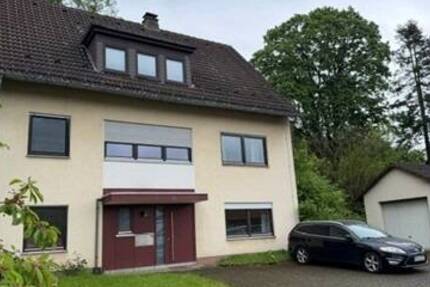 Haus Vöhl Kirchlotheim - 8 Zimmer, 195 m&sup2;, 890&euro; | Angebot:26489497