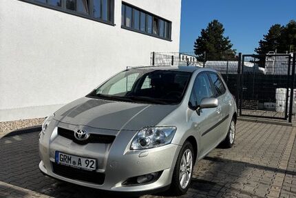 Toyota Auris 135.676 km 4.000 € Leipzig 04275