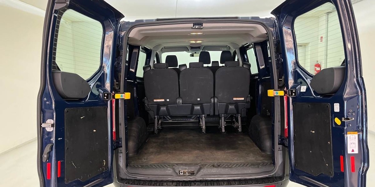 Ford Transit Custom L1H1 6SITZE AHK/KLIMA/PDC/DAB+ 89.530 km 19.490 &euro; Hatten 26209