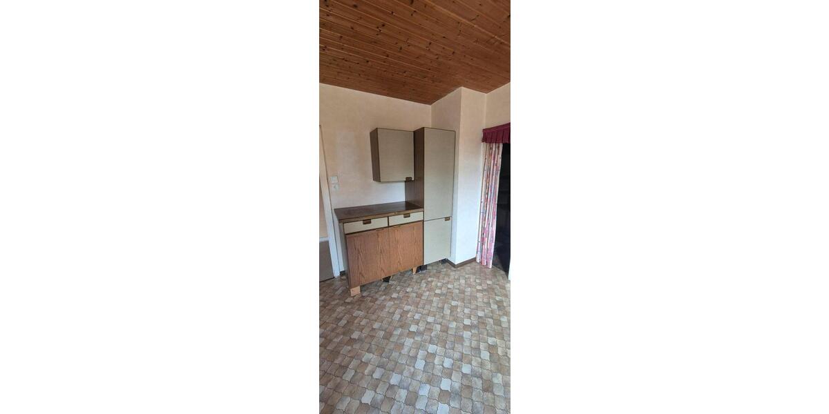 Etagenwohnung Heusweiler - 5 Zimmer, 130 m&sup2;, 850&euro; | Angebot:26322113