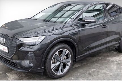 Audi Q4 e-tron 28.052 km 29.880 &euro; Rosenheim 83022