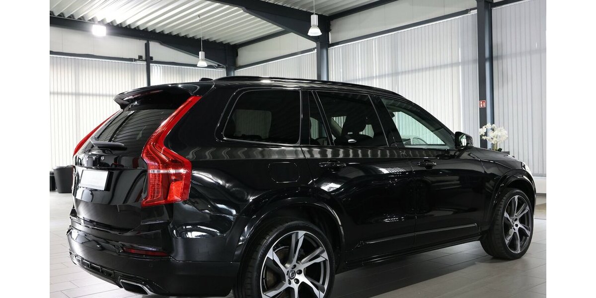 Volvo XC90 T8 P-HEV AWD EXPRESSION R-DESIGN / 7-SITZER 143.000 km 38.444 &euro; Hamm 59077