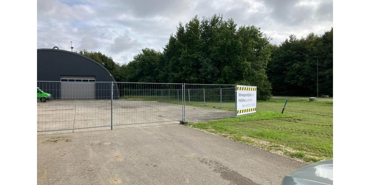 betonierte Freifläche ca. 400m², zu vermieten direkt an der A8 zimmer