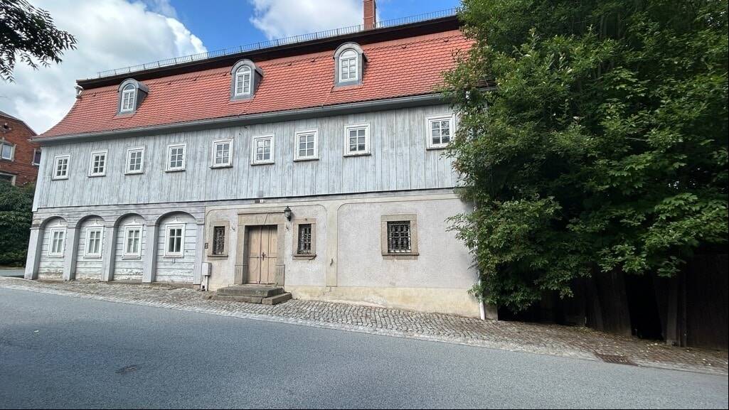 Einfamilienhaus Ebersbach-Neugersdorf Neugersdorf - 2 Zimmer, 300 m&sup2;, 120.000&euro; | Angebot:26257639