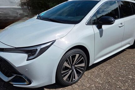Toyota Corolla 9.115 km 30.560 &euro; Peine 31228