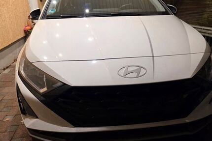 Hyundai i20 2.200 km 21.000 &euro; Waldbröl 51545