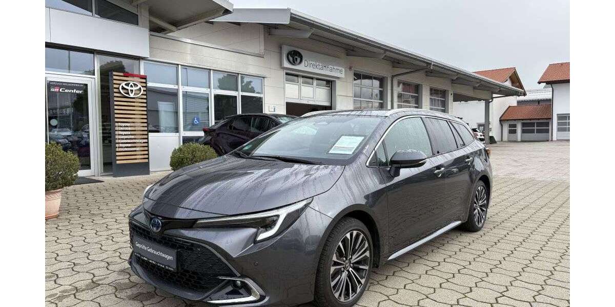 Toyota Corolla 11.800 km 30.999 &euro; Bad Tölz 83646