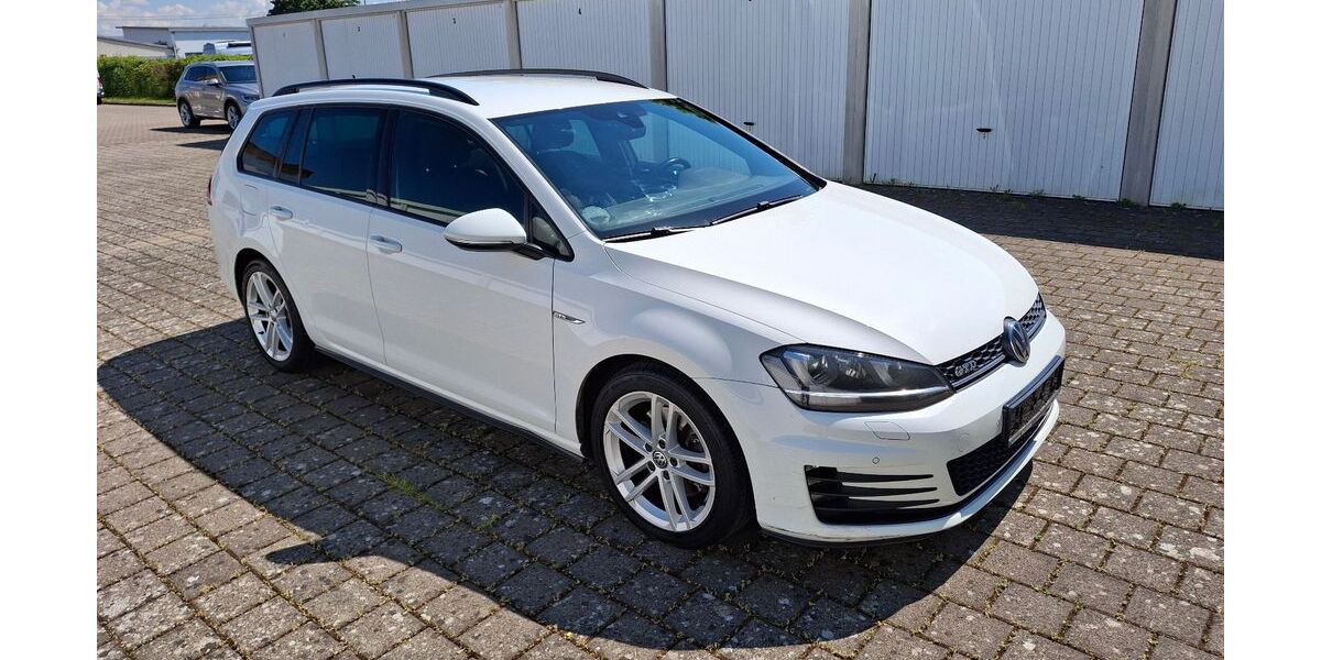 VW Golf 243.000 km 8.490 &euro; Kenzingen 79341