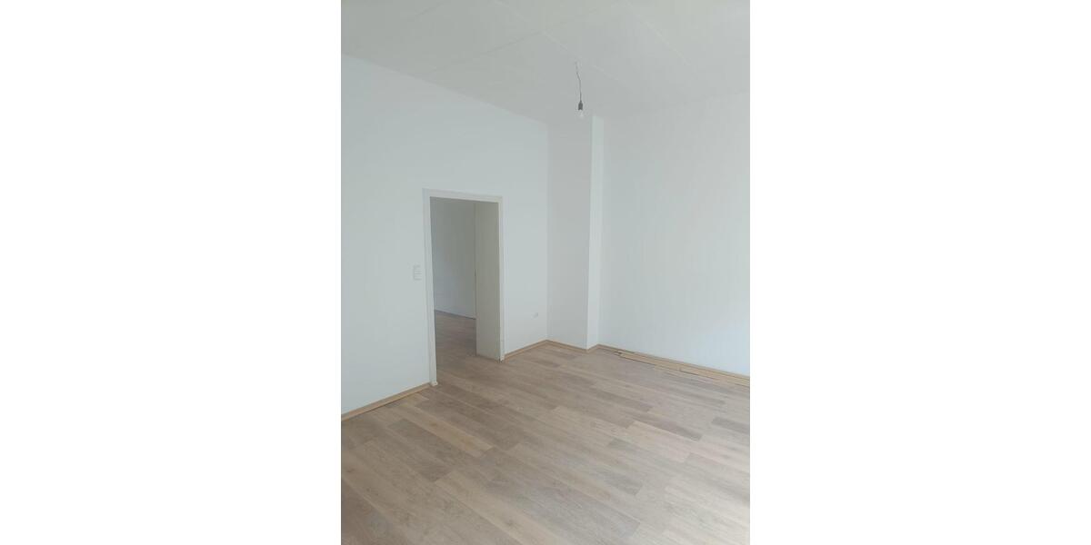 2 Zimmer Apartment im Erdgeschoss mit eigenen Hof 2 zimmer