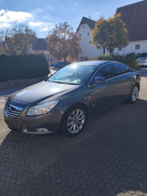 Opel Insignia 133.000 km 6.500 € Münsingen 72525