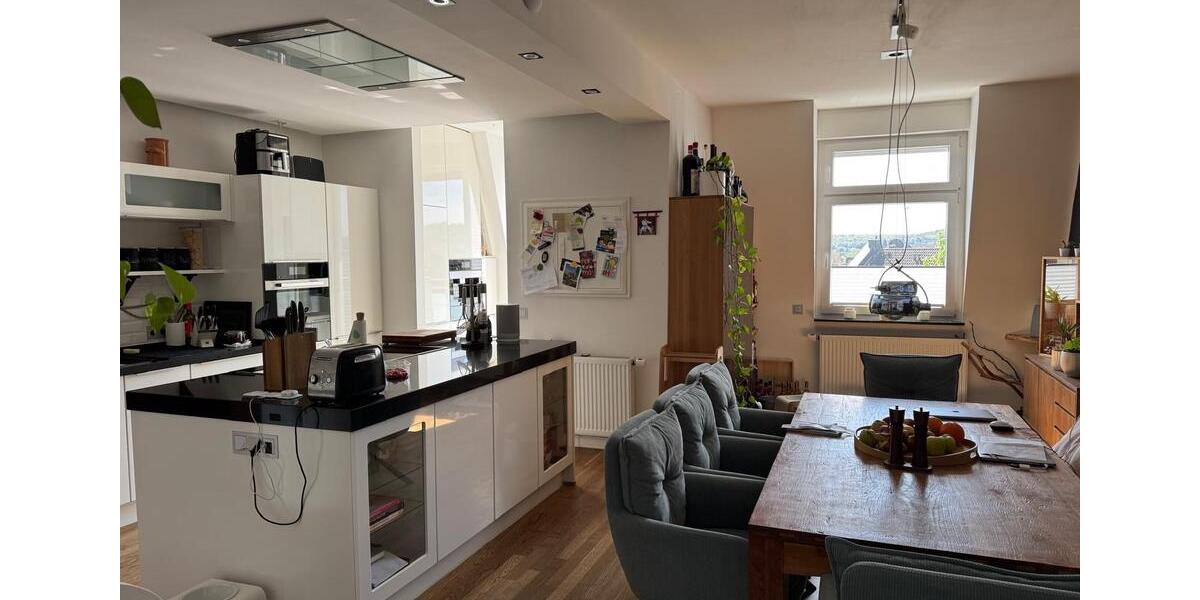 Dachgeschoßwohnung Wuppertal Sedansberg - 4 Zimmer, 165 m&sup2;, 320.000&euro; | Angebot:26586256