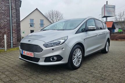 Ford S-Max 156.000 km 14.900 € Neuss OT Barbaraviertel 41460