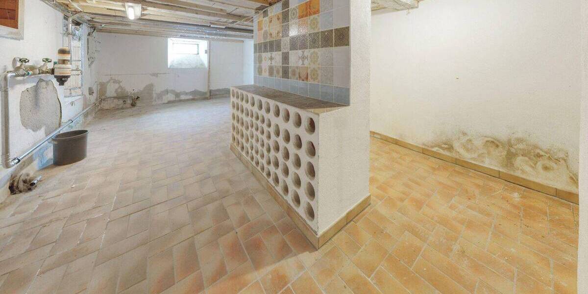 Doppelhaushälfte Singen Bohlingen - 7 Zimmer, 140 m&sup2;, 290.000&euro; | Angebot:26243095