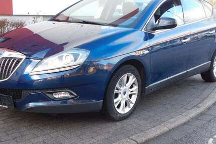 Lancia Delta 198.560 km 2.699 &euro; Mülheim an der Ruhr 45473