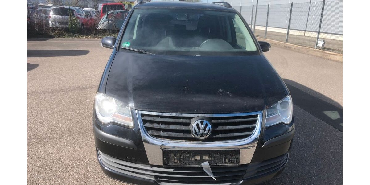 VW Touran 270.155 km 550 &euro; Freiburg 79102
