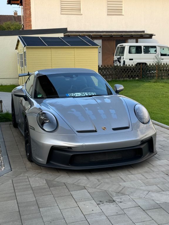 Porsche 992 11.300 km 197.800 € Grosskarolinenfeld 83109