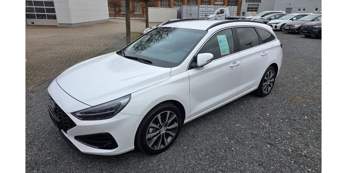 Hyundai i30 2.550 km 22.795 € Heidenau 01809