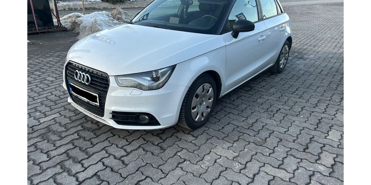 Audi A1 132.000 km 8.990 &euro; Winterberg 59955