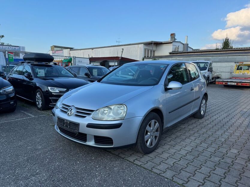 VW Golf 114.000 km 2.790 € Rosenheim 83026
