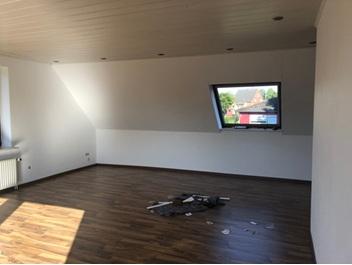 Etagenwohnung Hude (Oldenburg) - 4 Zimmer, 150 m&sup2;, 1.100&euro; | Angebot:26253954