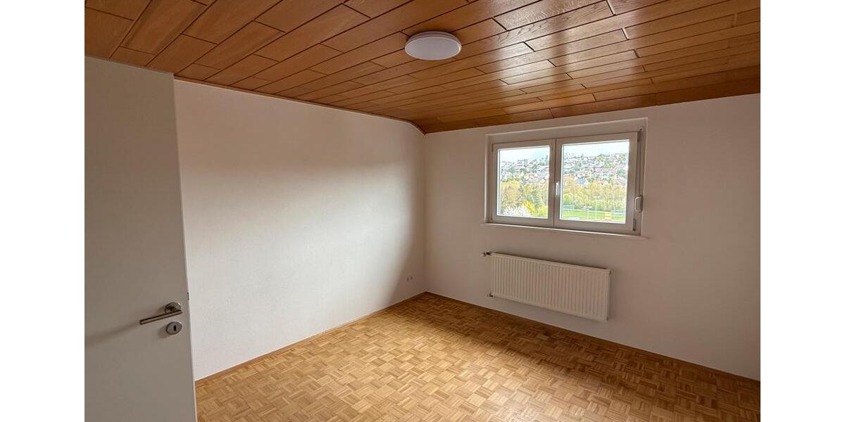 Etagenwohnung Assamstadt - 4 Zimmer, 20 m&sup2;, 500&euro; | Angebot:26356178