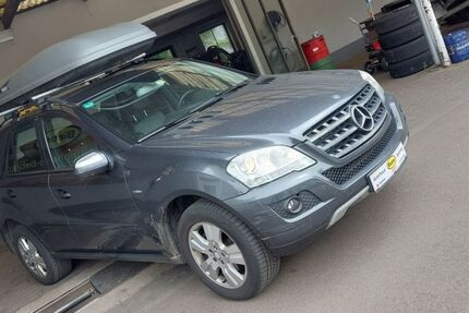 Mercedes-Benz ML 300 289.239 km 5.990 € Sarching 93092