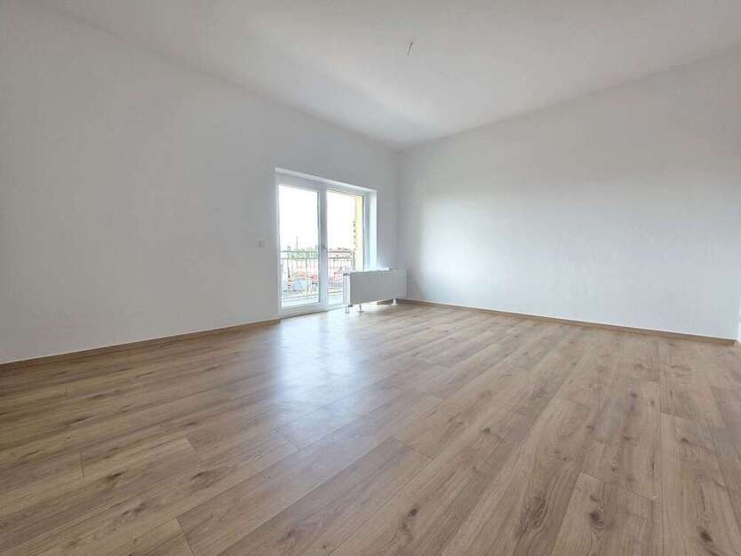 Wohnung zum Mieten in Halle 900 € 100 m²