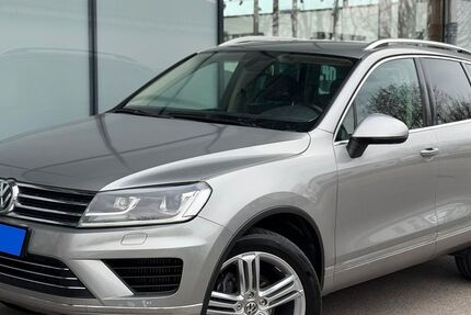 VW Touareg 312.000 km 13.599 &euro; Kolbermoor 83059