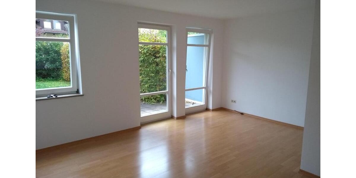 Helle 2 ZKB+1 Souterrainzimmer,77qm Gesamtfläche, Garten, FB + TG 2 zimmer