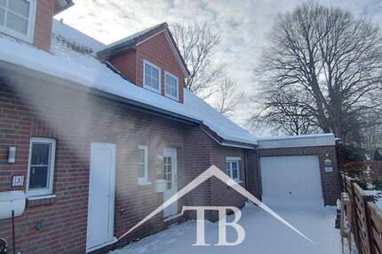 Neu renovierte Doppelhaushälfte in ruhiger und beliebter Lage - mit massiver Garage 4 zimmer